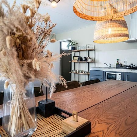 חרונינגן The Lion King - 6 Person Linked Apartment With Roof Terrace מראה חיצוני תמונה