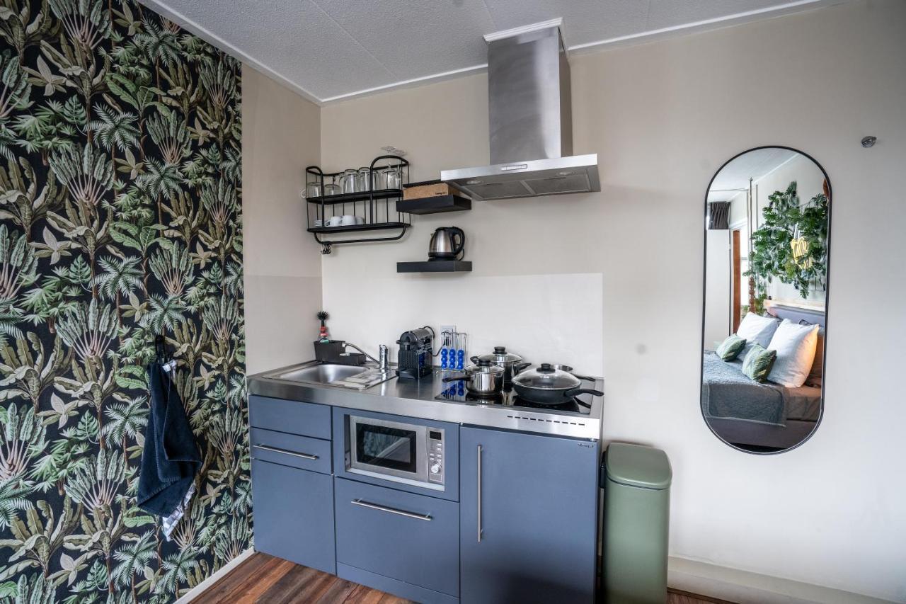 חרונינגן The Lion King - 6 Person Linked Apartment With Roof Terrace מראה חיצוני תמונה
