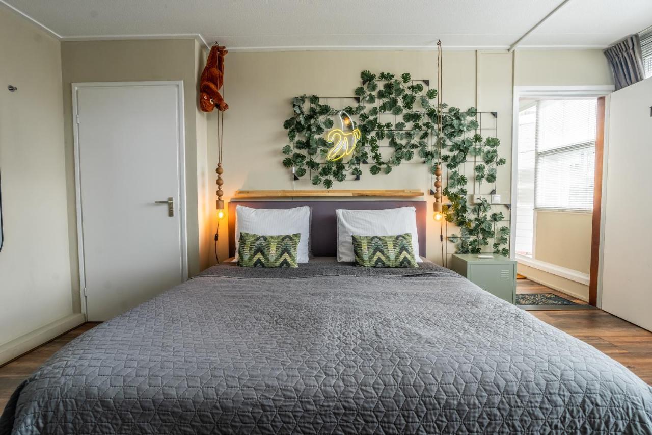חרונינגן The Lion King - 6 Person Linked Apartment With Roof Terrace מראה חיצוני תמונה