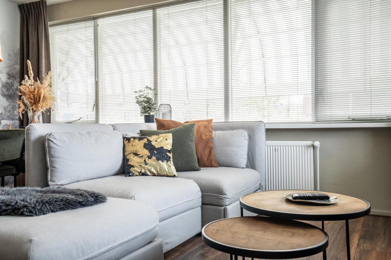 חרונינגן The Lion King - 6 Person Linked Apartment With Roof Terrace מראה חיצוני תמונה