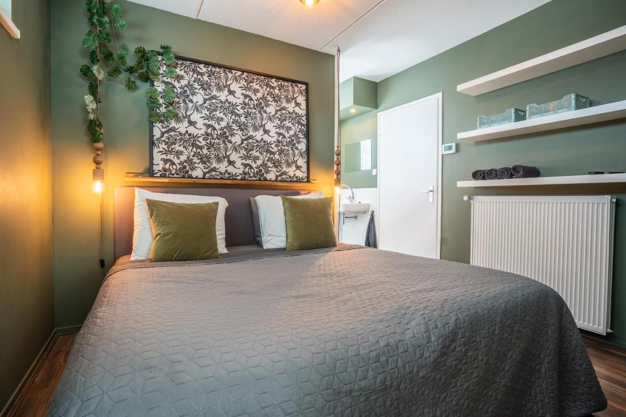 חרונינגן The Lion King - 6 Person Linked Apartment With Roof Terrace מראה חיצוני תמונה